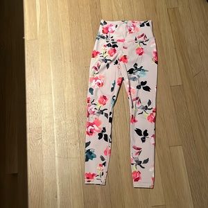 Athleta Elation 7/8 tights pink floral | size xxs